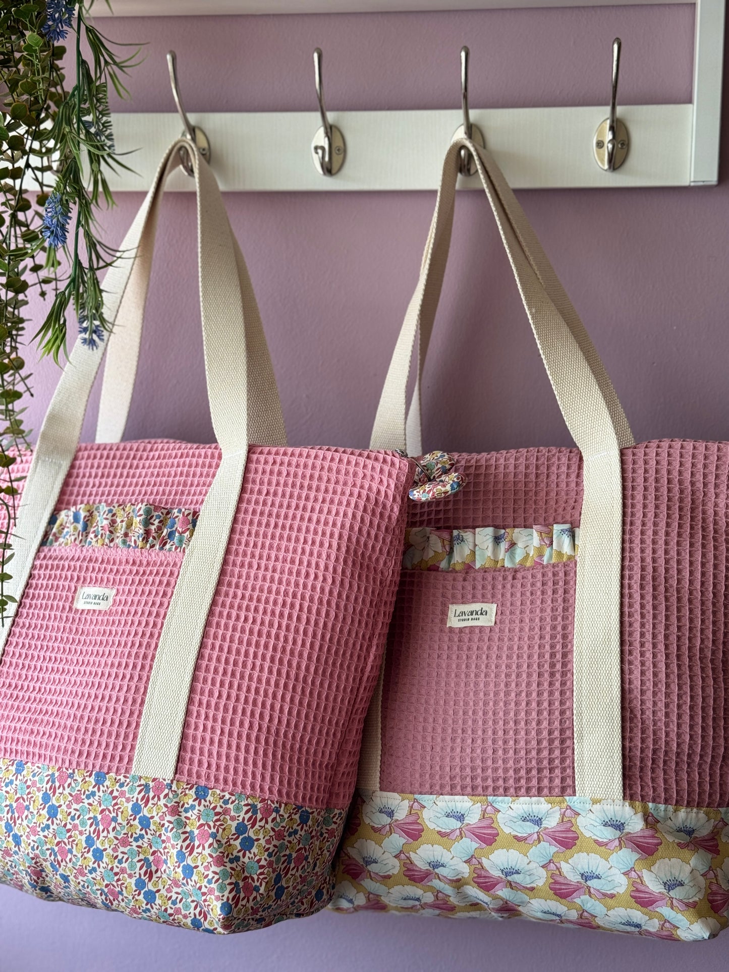 A.Custom your own tote bag🌸