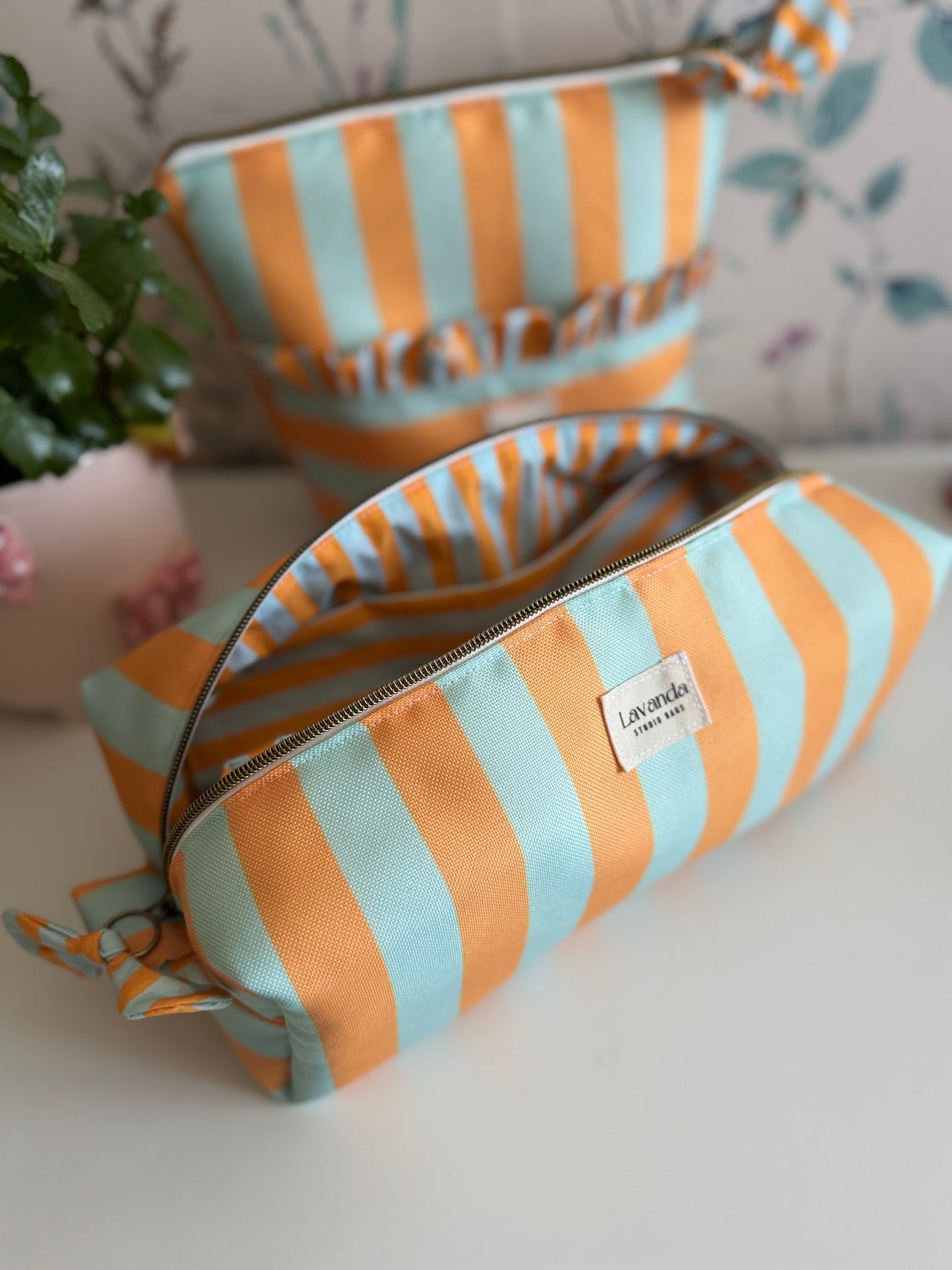 Dyson airwrap bag strap mint and orange