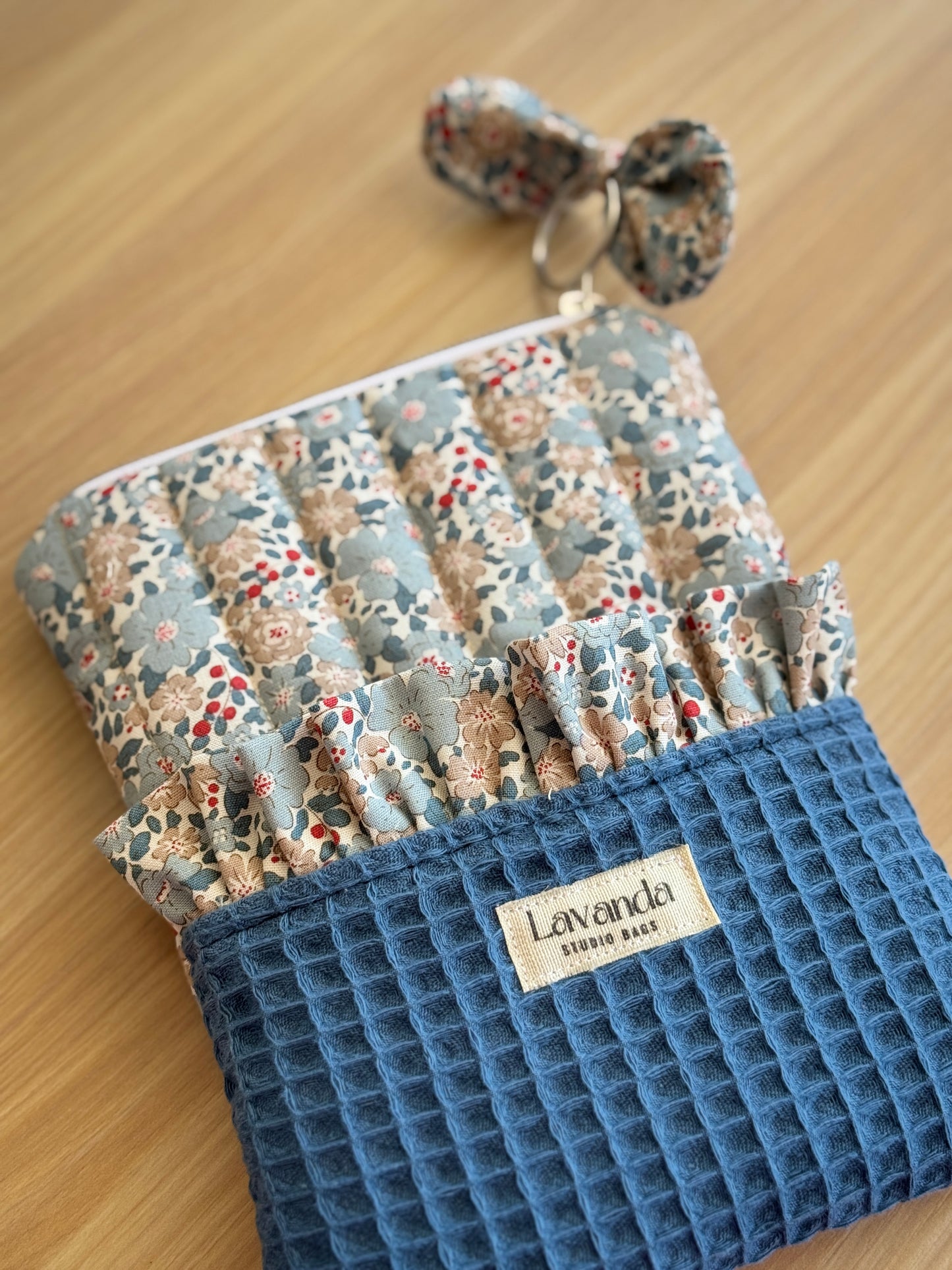 Kindle sleeve blue waffle and pocket