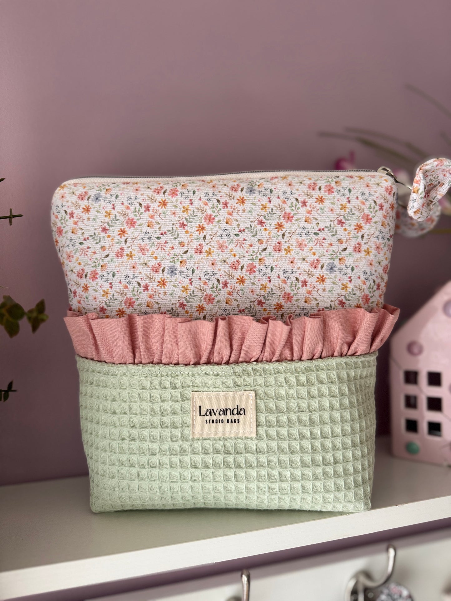 b.Cosmetic bag cosmos pastel mint