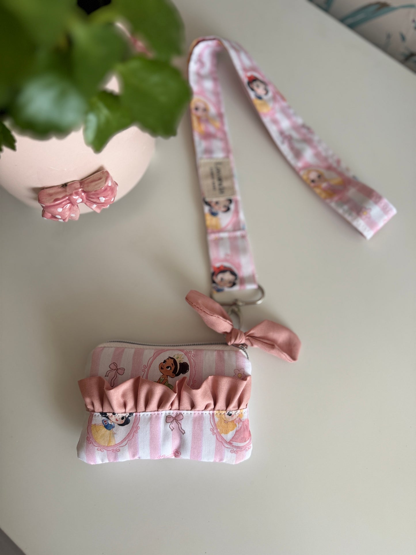 Lanyards + mini pouch princess🎀