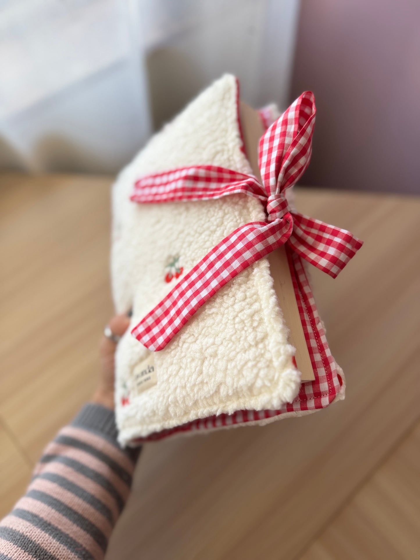 Book cover with flaps teddy cherry 🍒