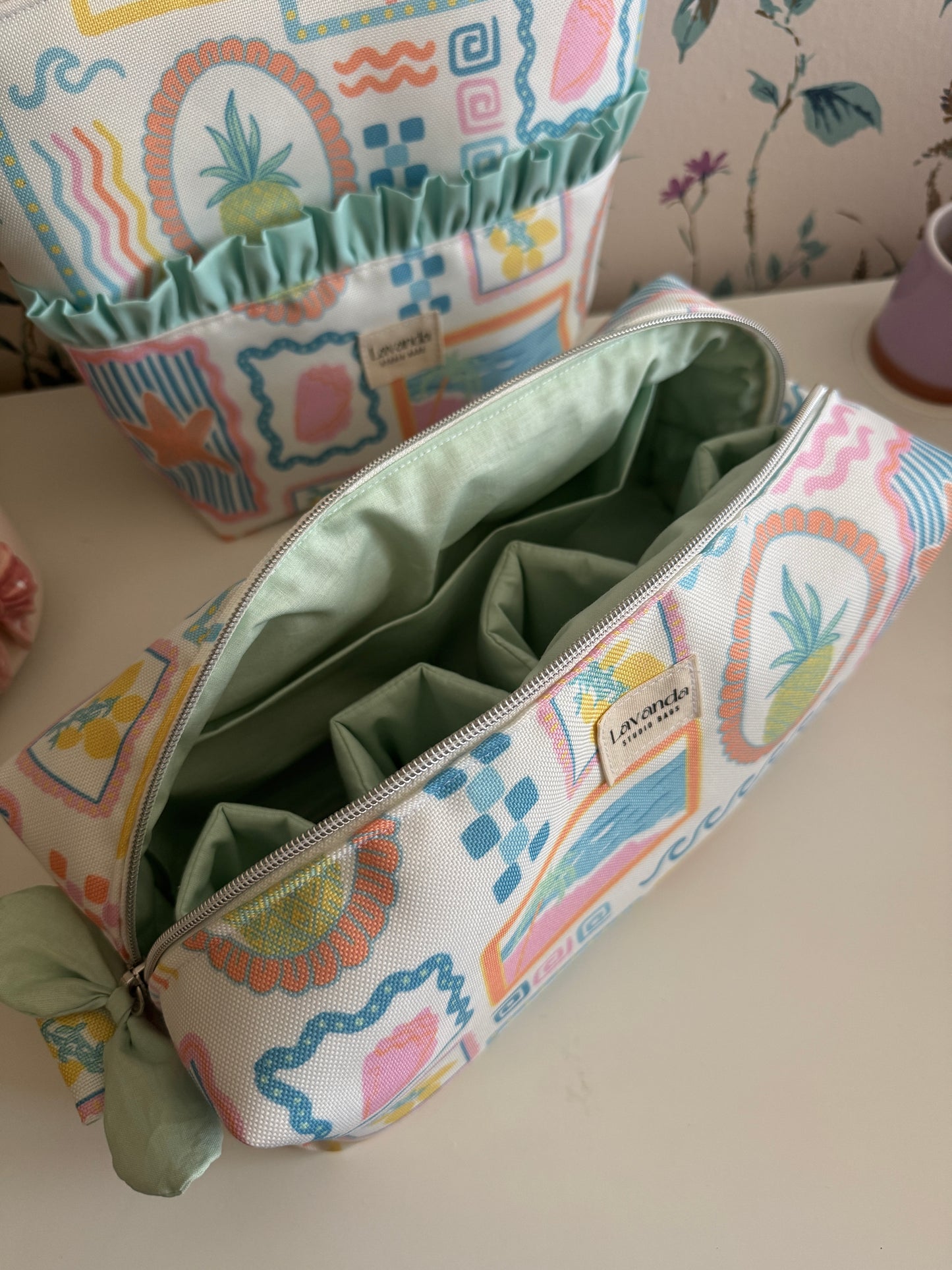 Dyson airwrap bag summer pastel colours