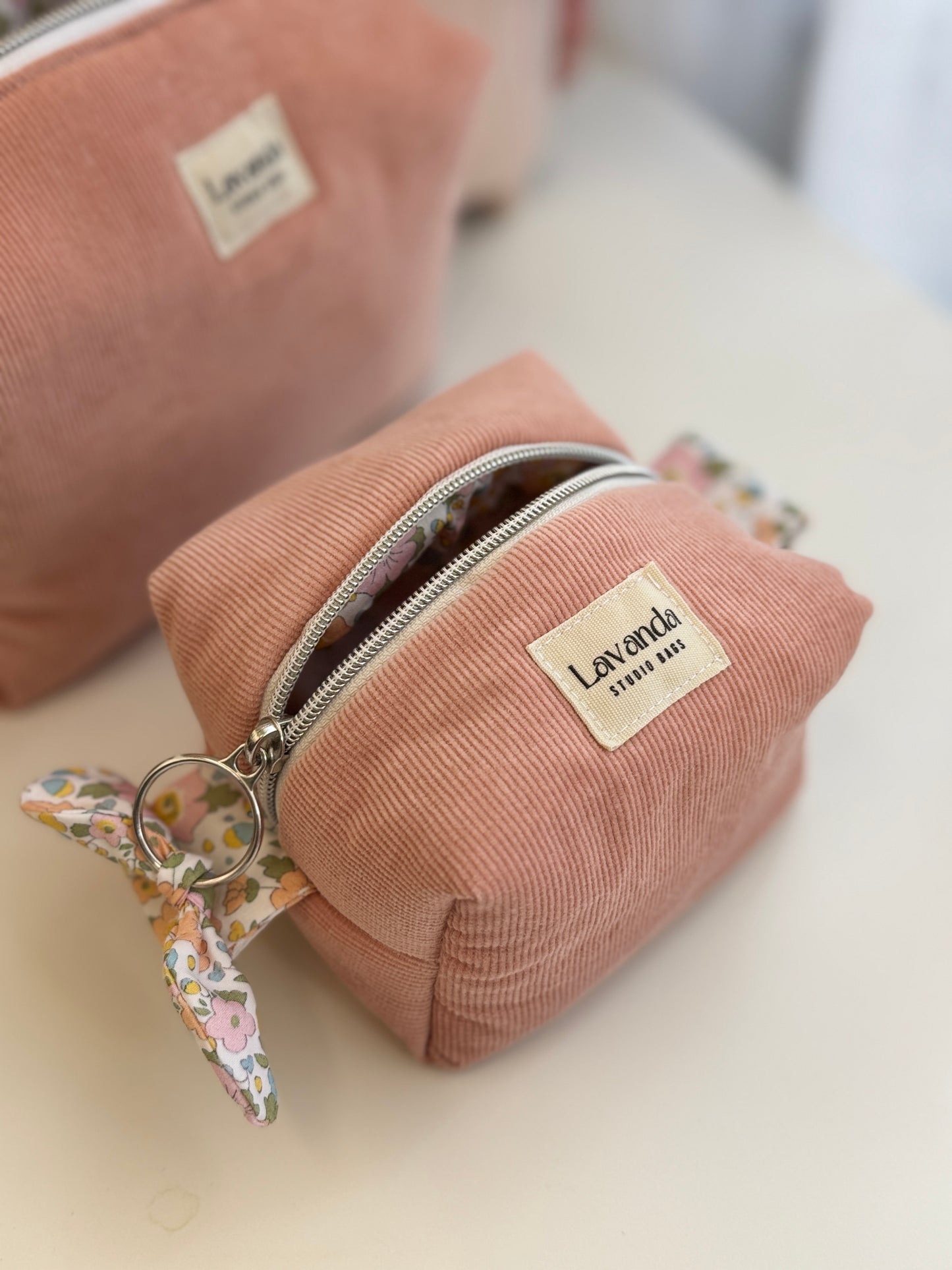 Mini cápsula caixa da felicidade rosa
