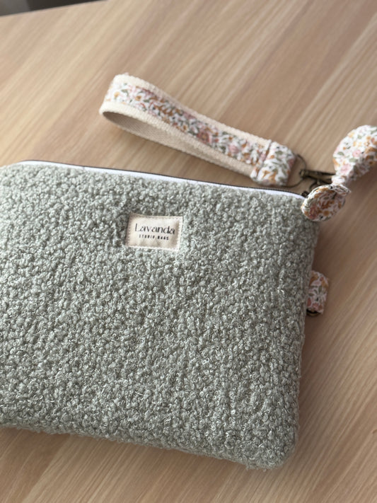 Make up bag teddy green