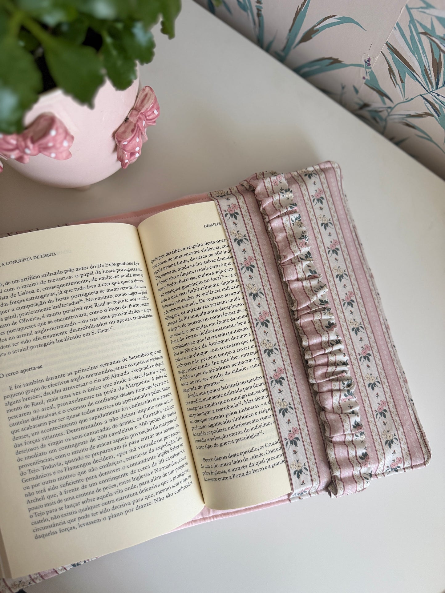 New! Book cover with flaps waffle fabric and cotton flowers.