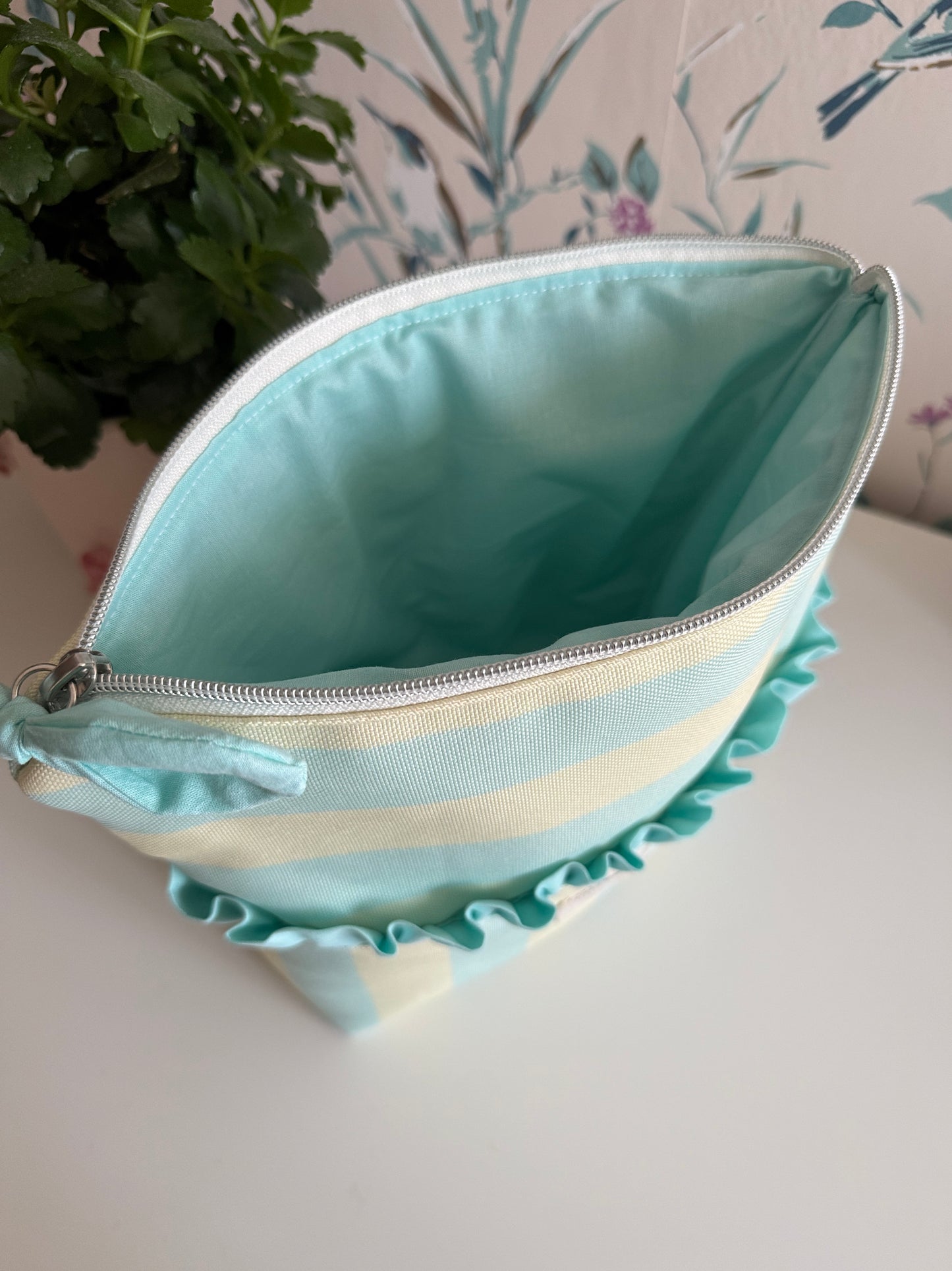 Cosmetic bag cosmos🌸