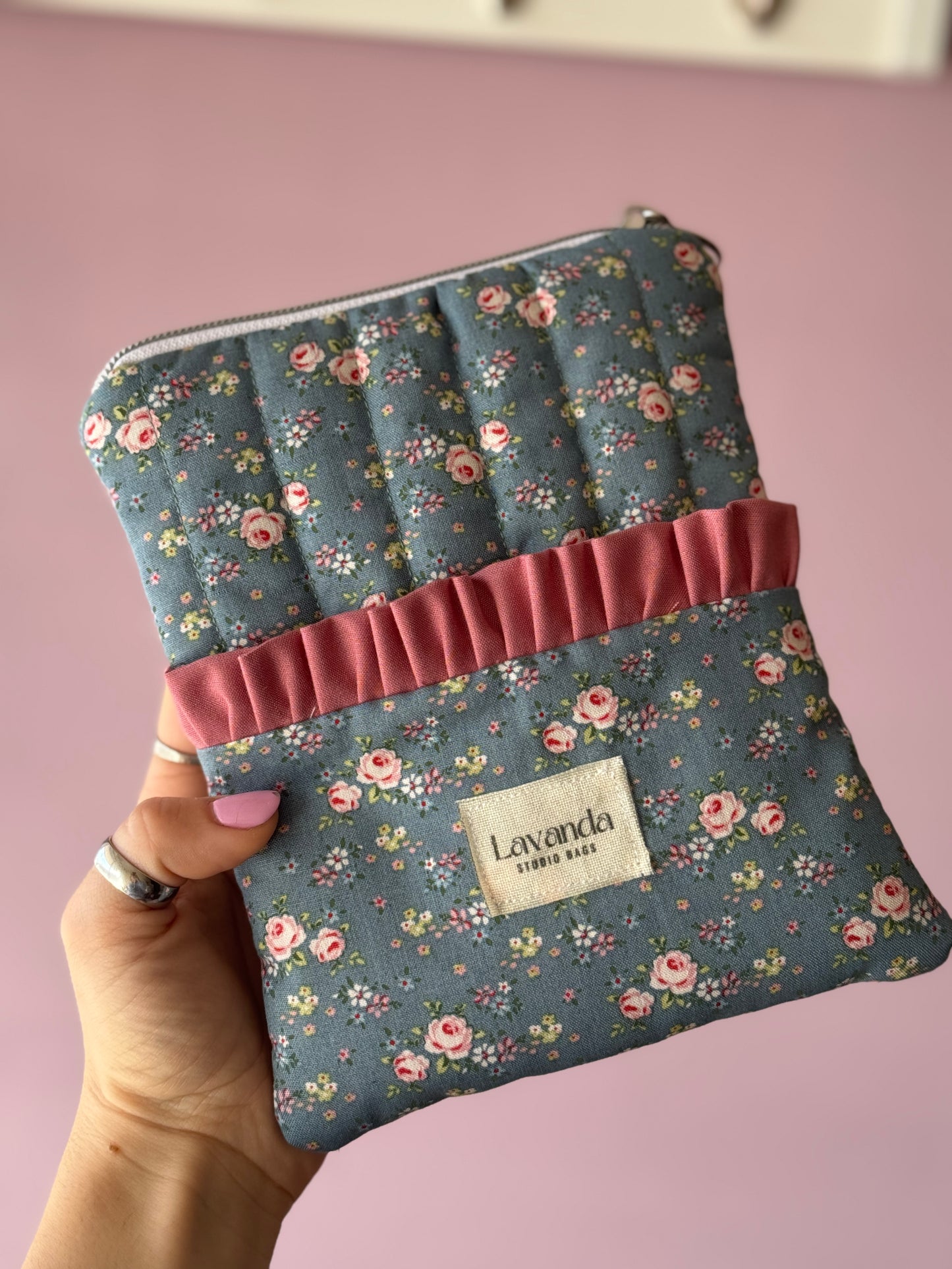 Kindle sleeve floral