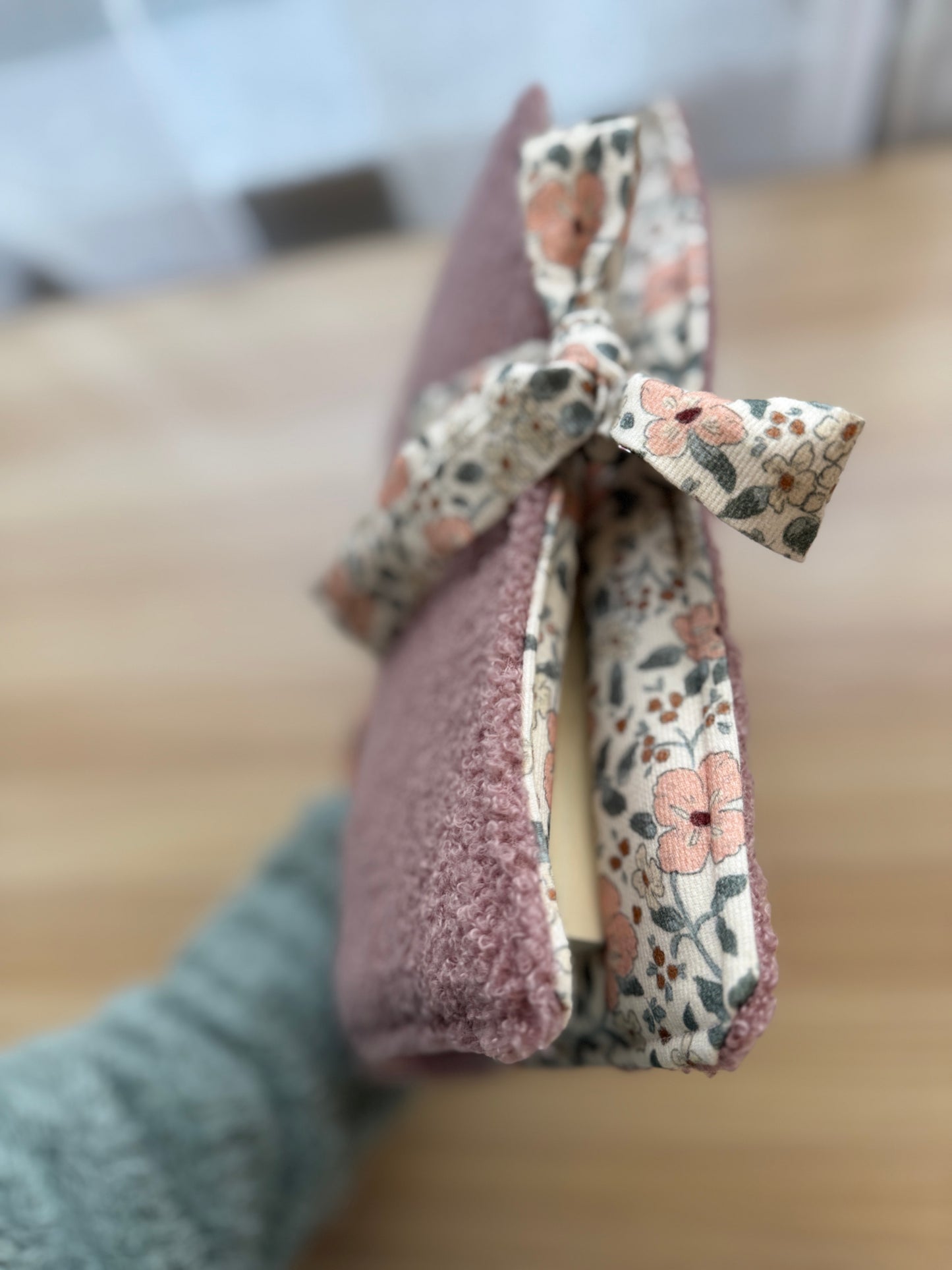 Book cover with flaps teddy old pink and flowers