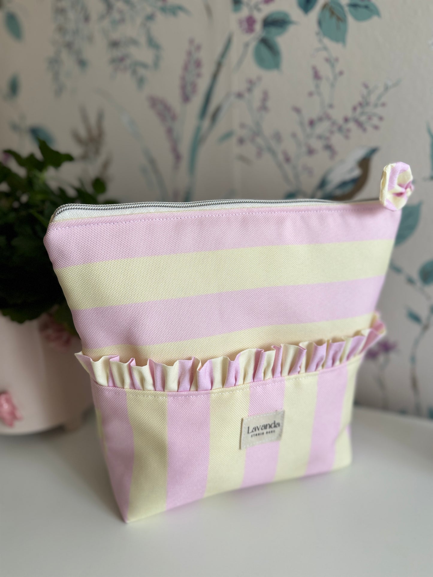 Cosmetic bag cosmos🌸
