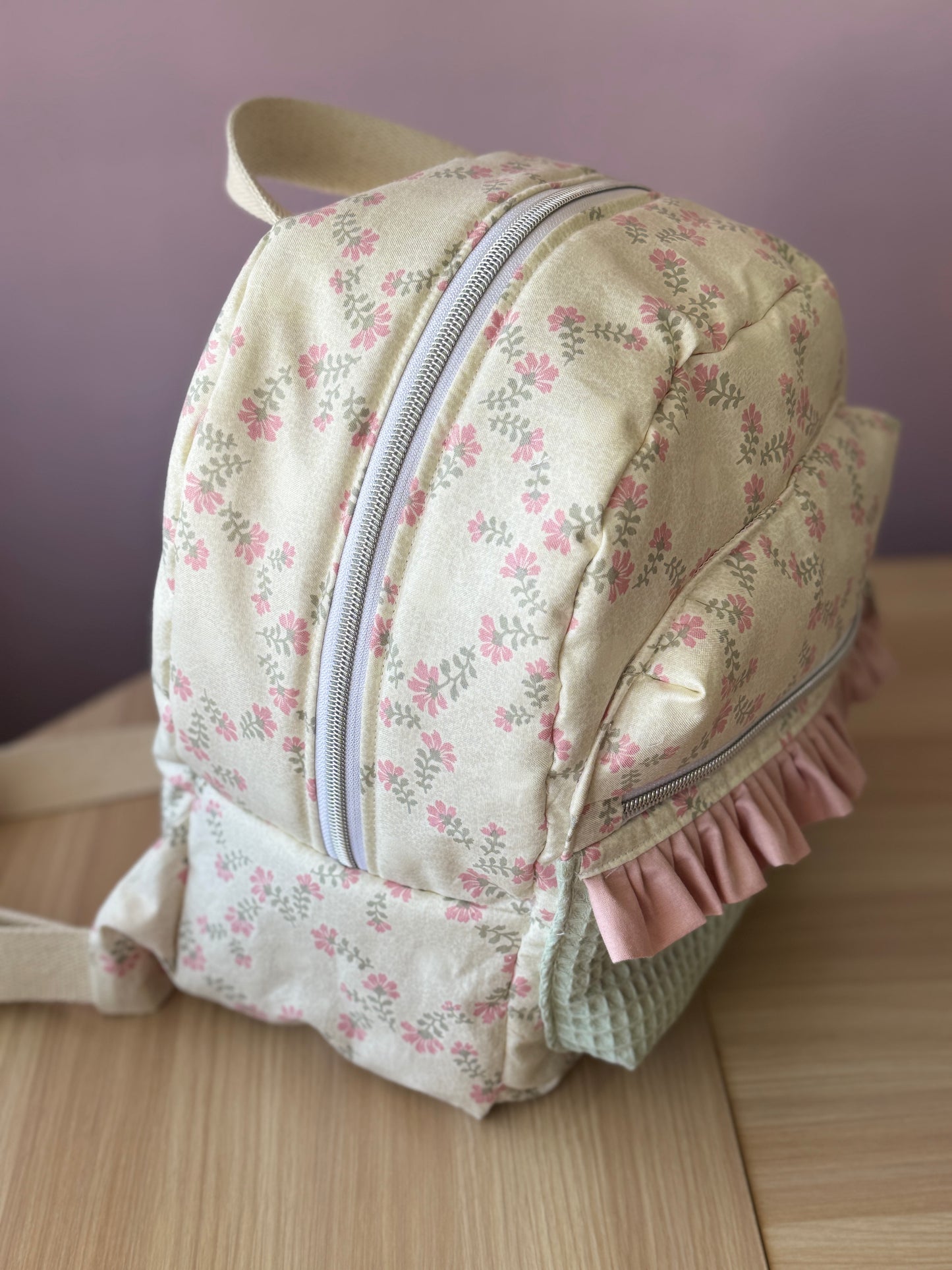 Backpack pastel flowers