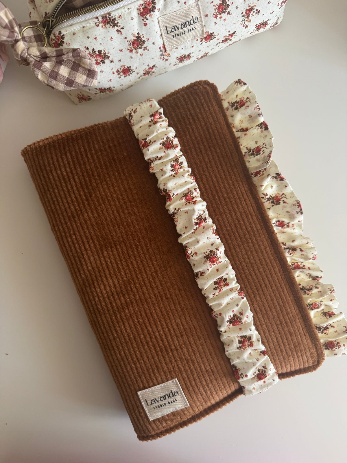 New! Book cover with flaps pana, flowers and Vichy brown