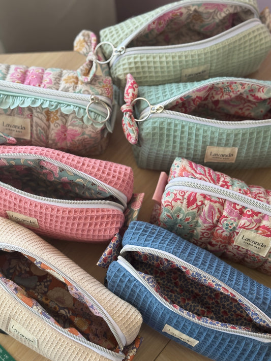A.Pen cases🌸
