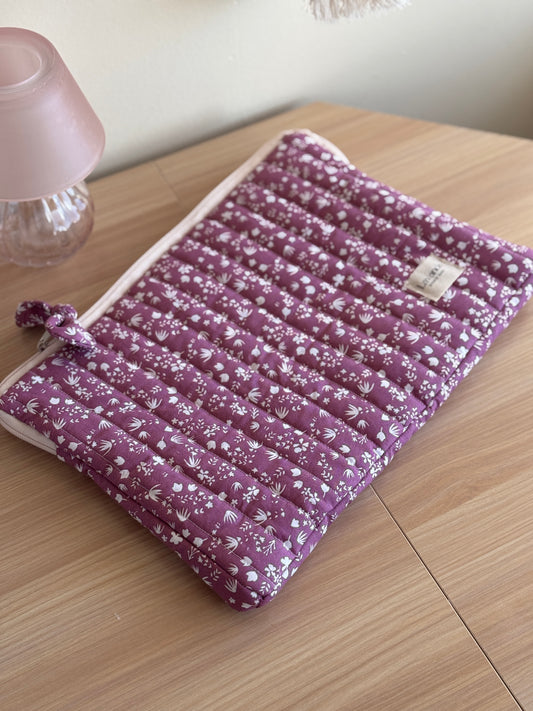 Laptop case lavender