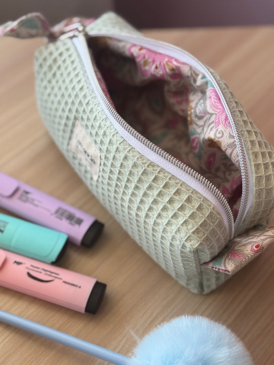 A.Pen cases🌸7