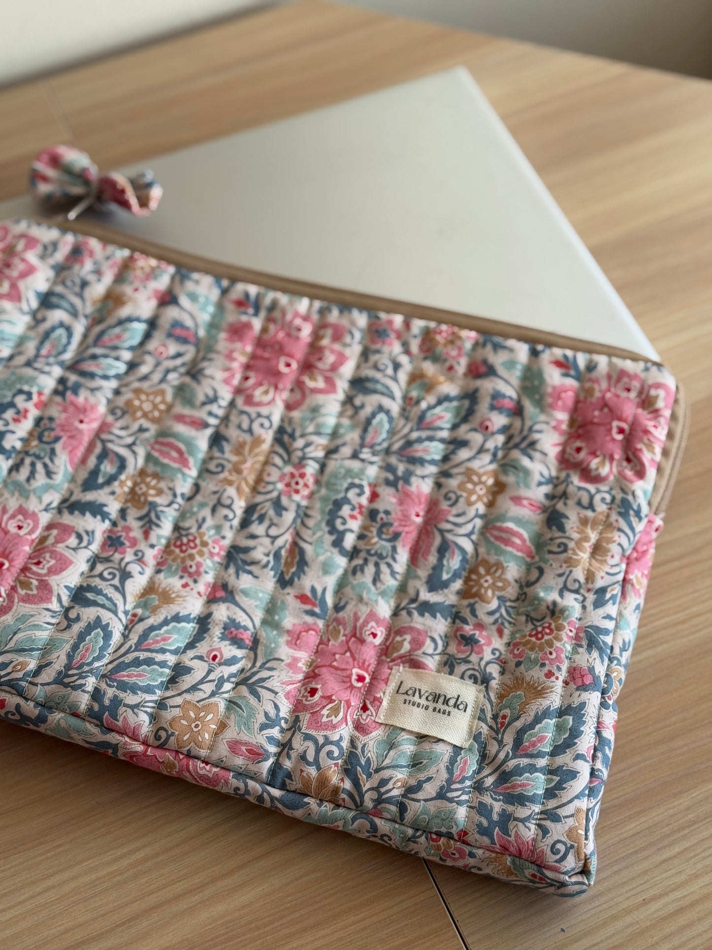 Floral laptop case skyler blue.