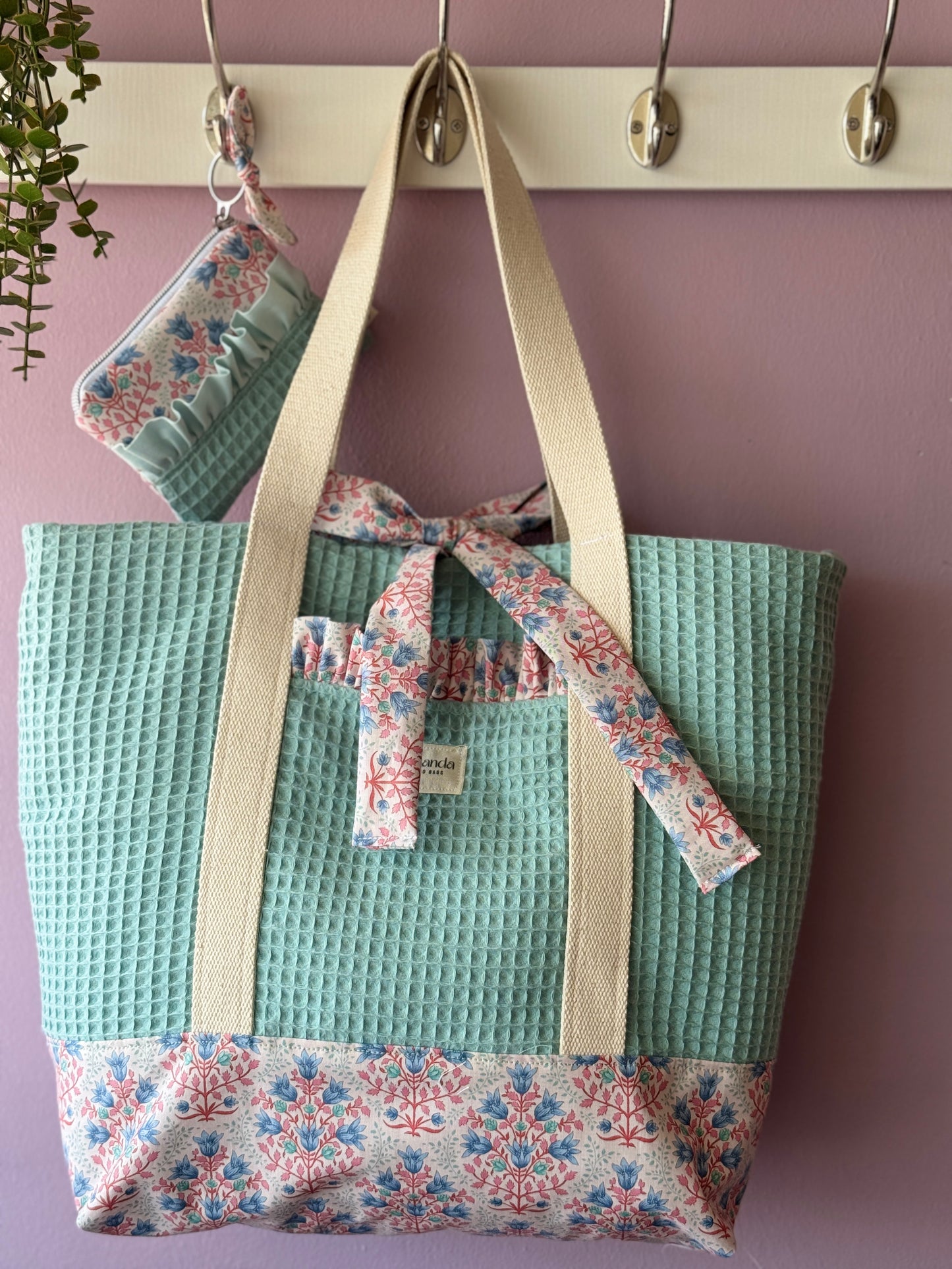 A.Tote bag Dalia waffle and blue brezee (custom bag).