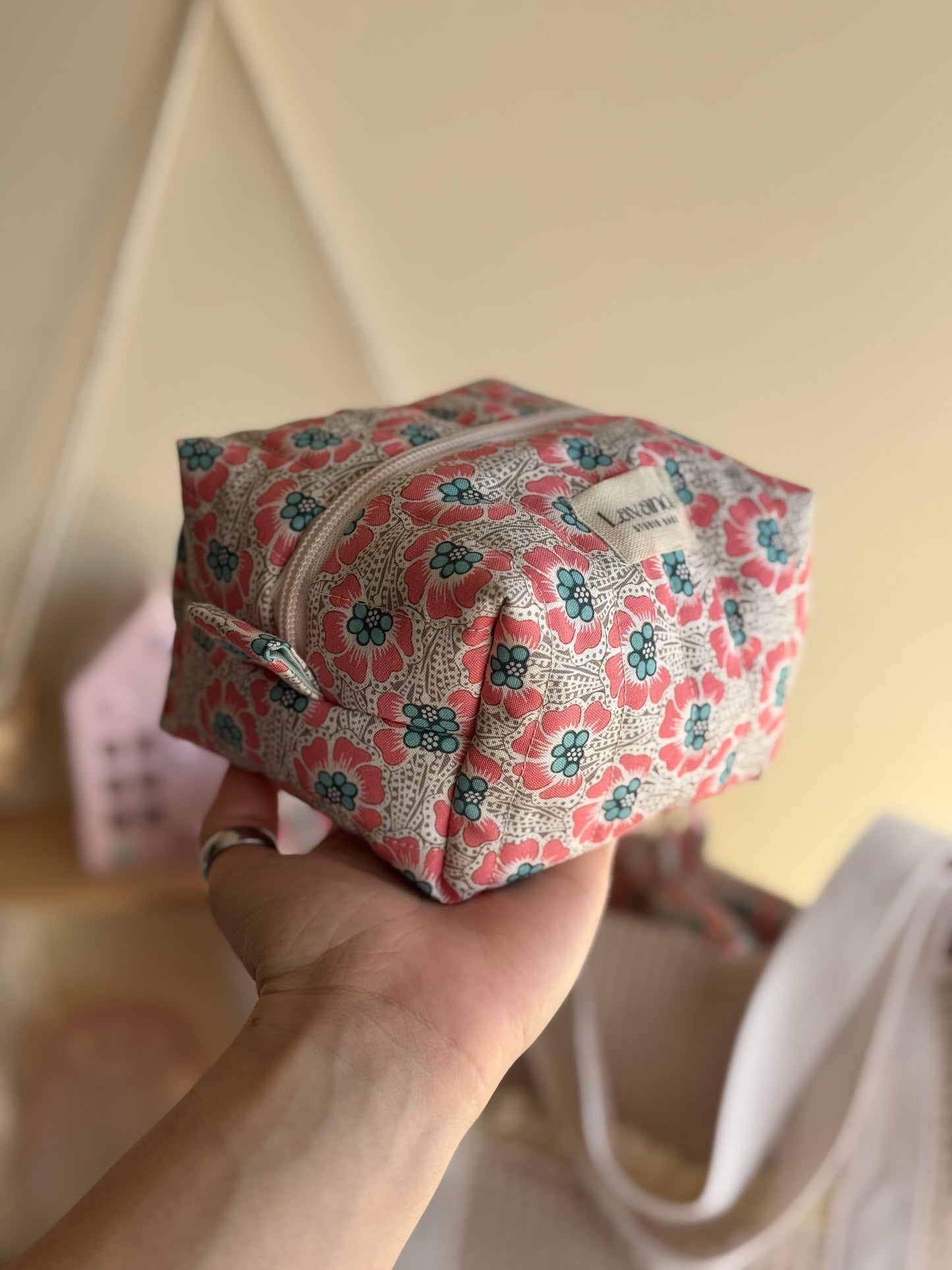 Mini floral cosmetic bag