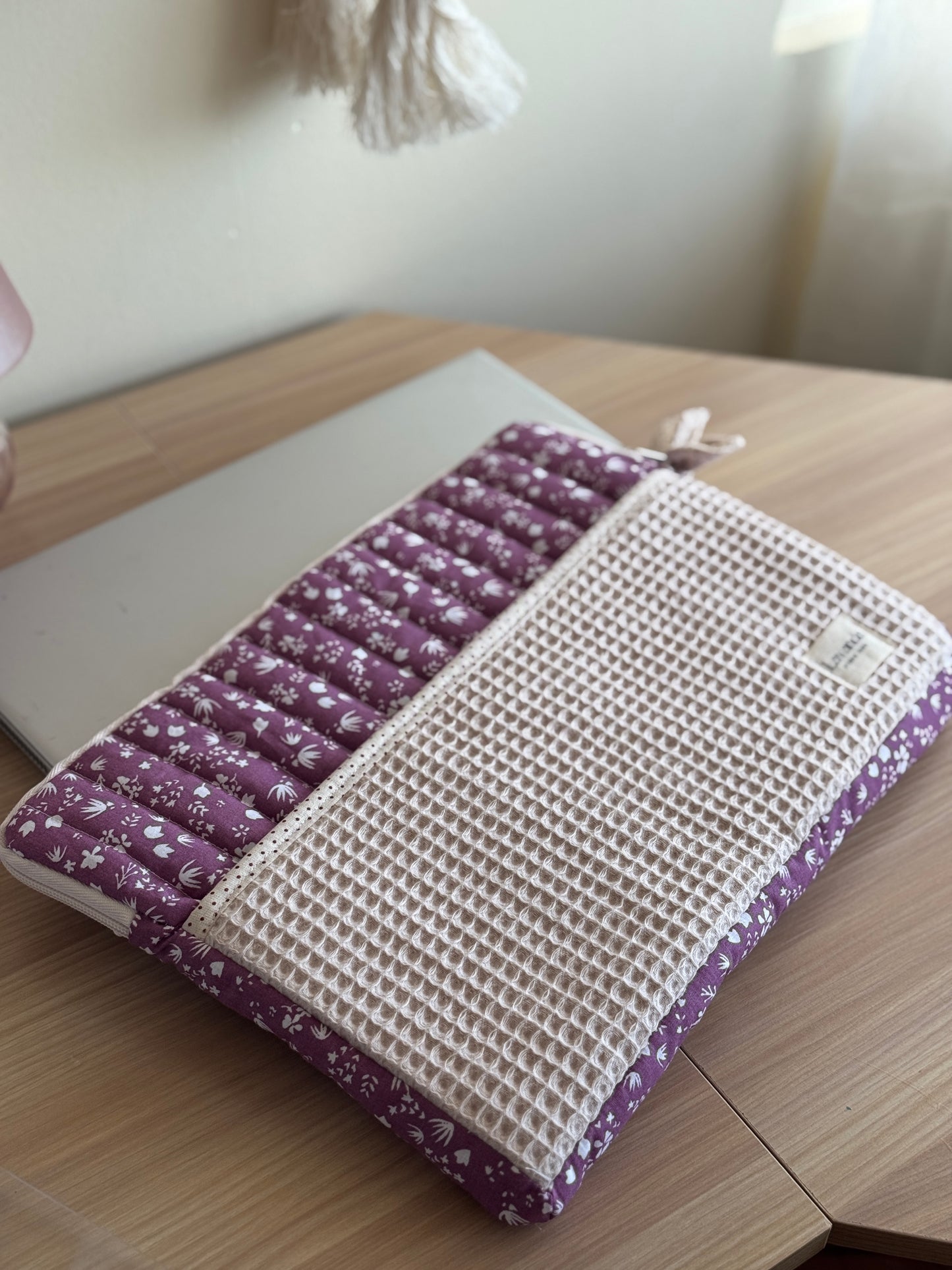 Floral laptop case lavender.