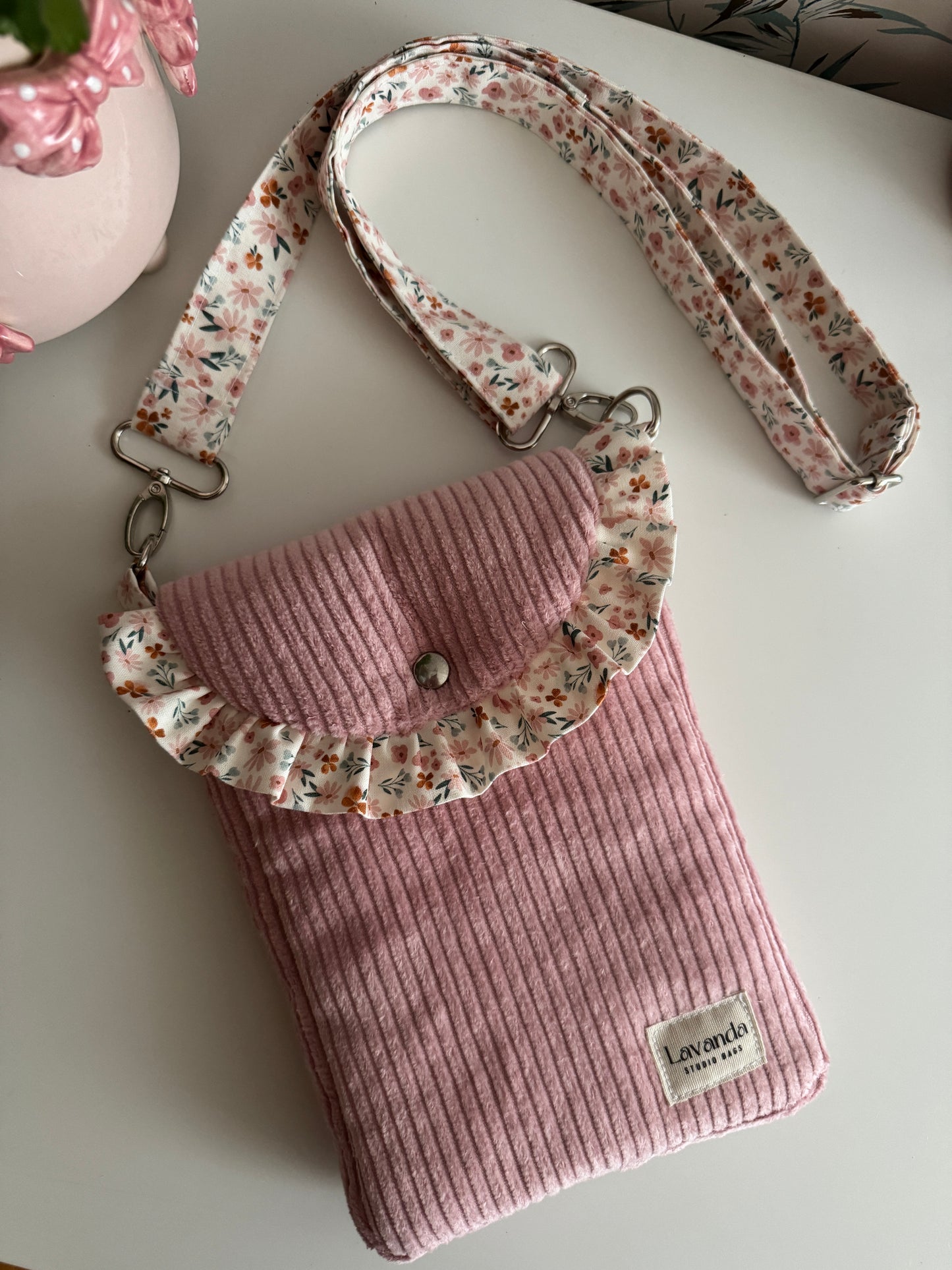 Pink phone crossbody 6