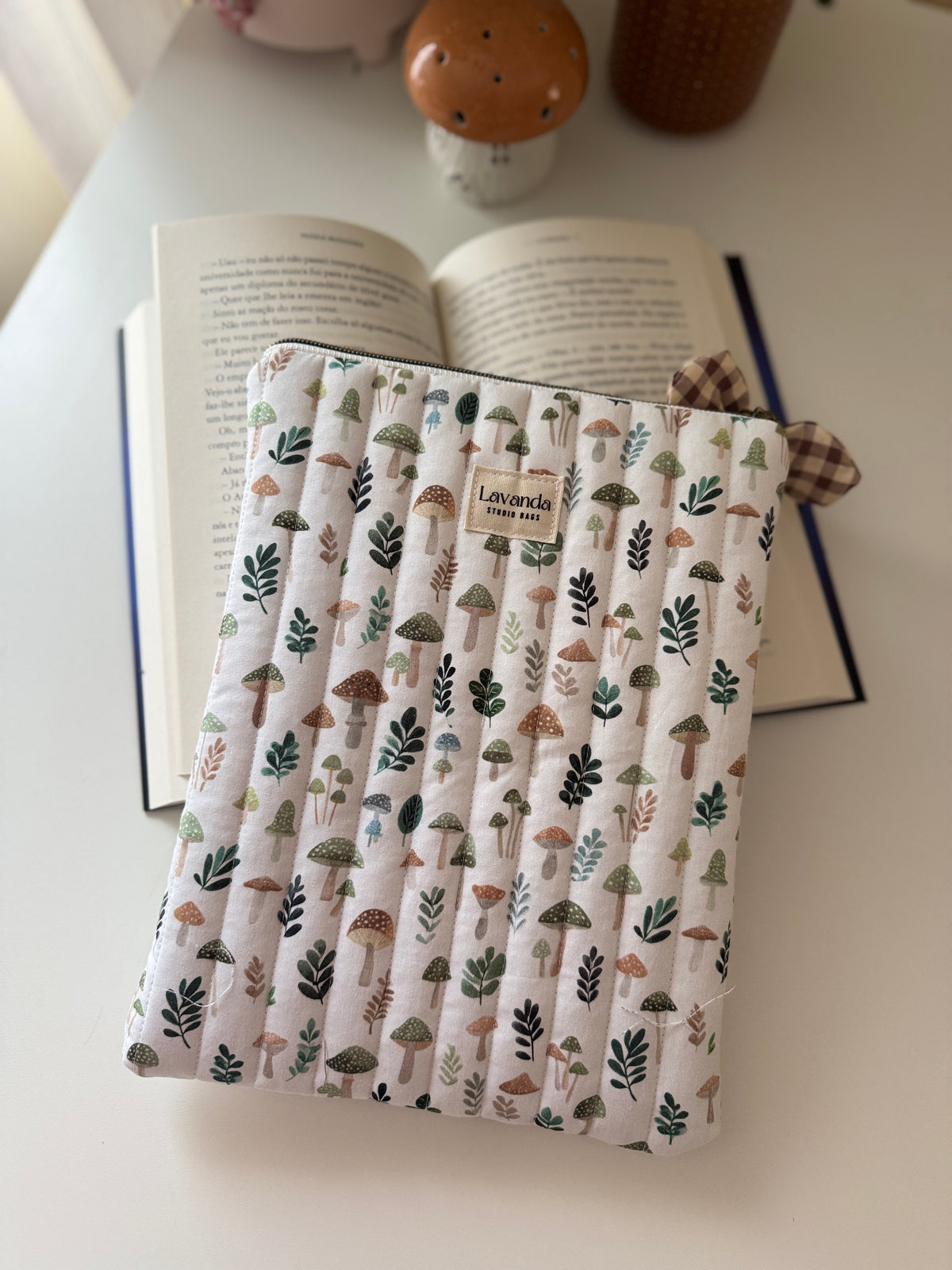 Book sleeve autumn pattern🍄‍🟫